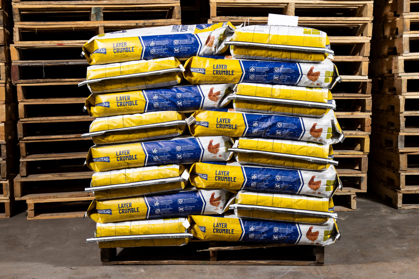 Homestead® Layer Chicken Feed NAB NAP
